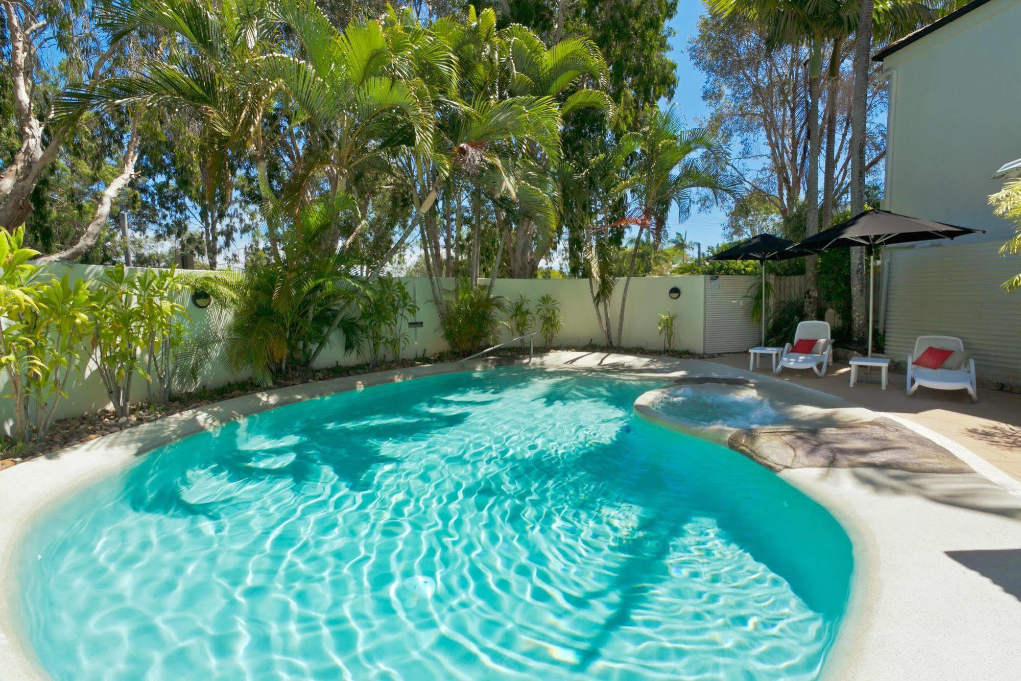 Noosa Riviera Resort Нусавиль Экстерьер фото